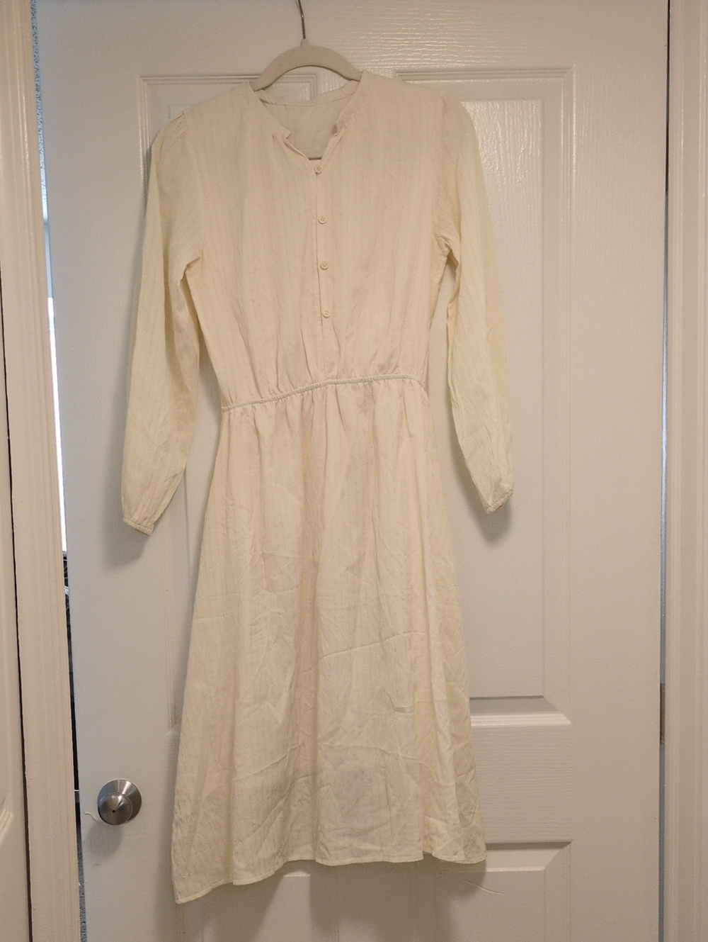 Women's Cream Long-Sleeve Button Front Midi Dress